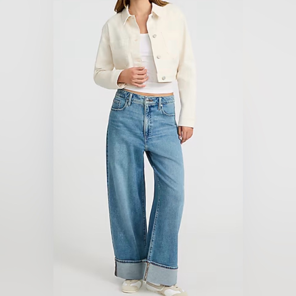 Zara Cream Cropped Button-Up Jacket